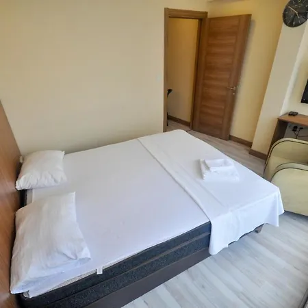 Hotel Blue