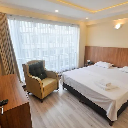 Blue Hotel