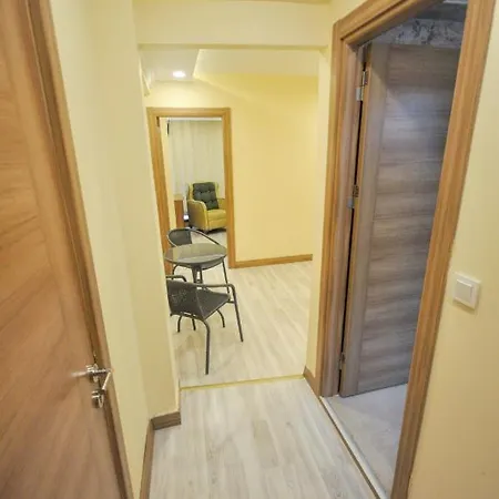 Blue 2* イスタンブール