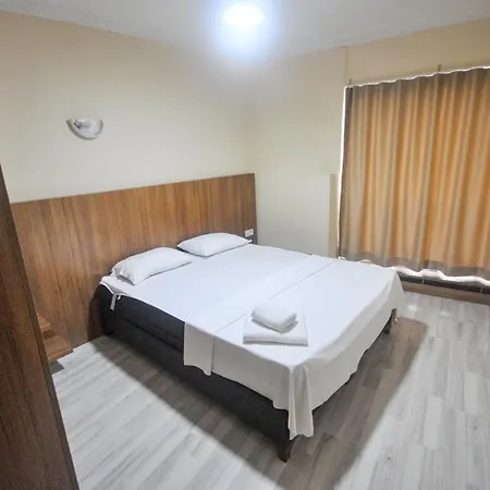 Blue 2* イスタンブール